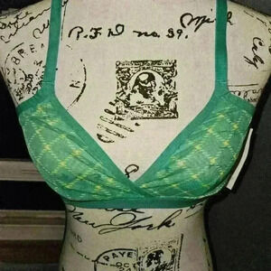 Colsie Womans Green Bralette Size L